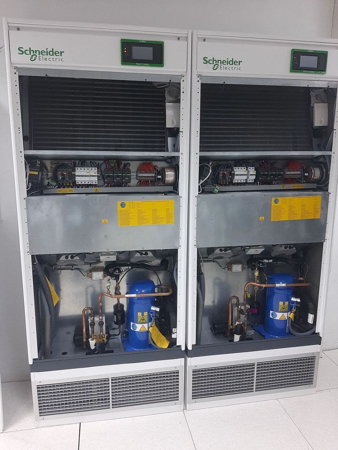 Armoires électriques Schneider Electric